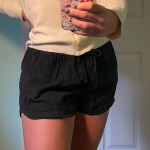 Universal Threads Black Comfy Shorts. Size S.